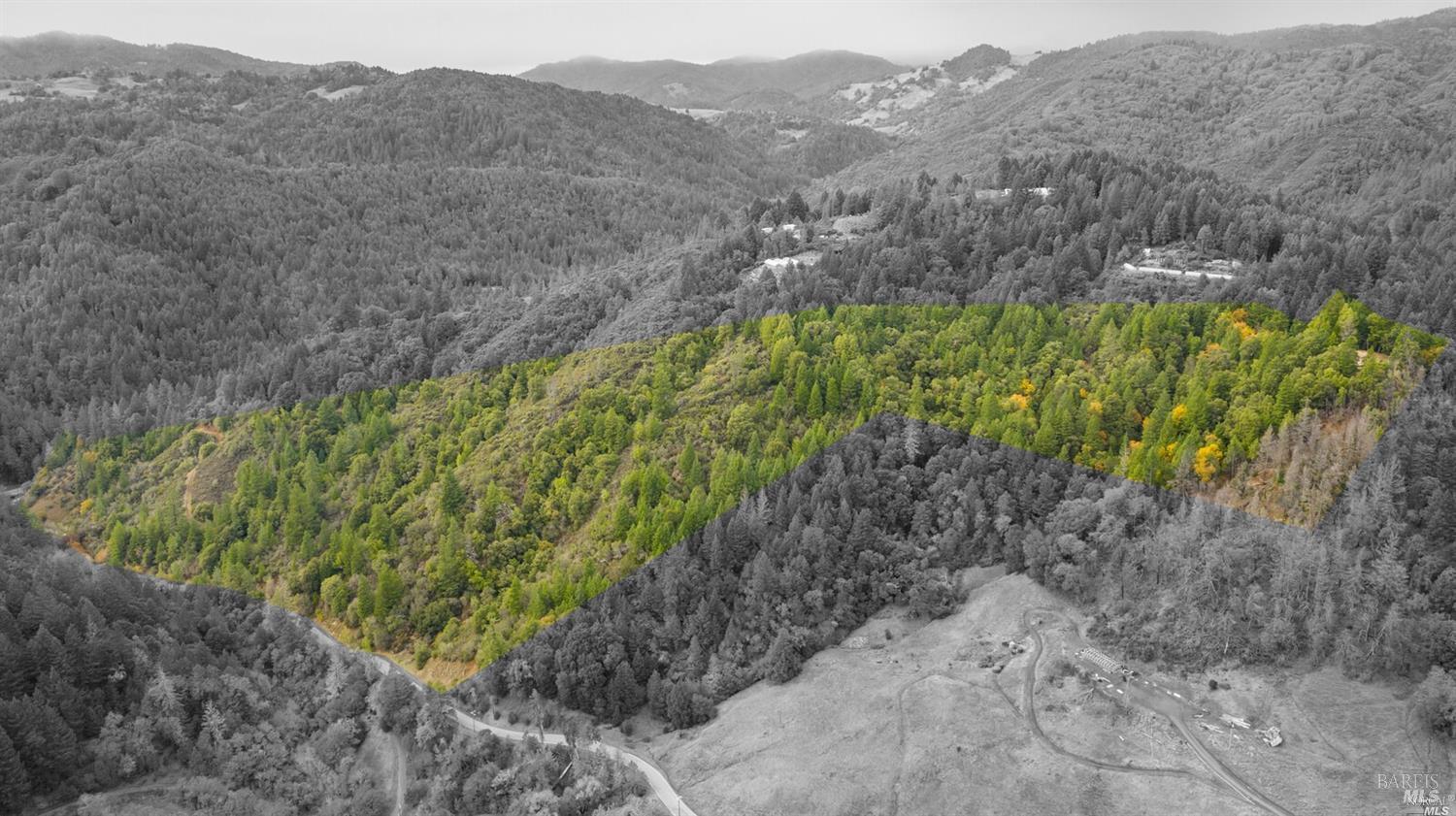 Detail Gallery Image 22 of 30 For 1500 Deer Trail Dr, Laytonville,  CA 95454 - 2 Beds | 2 Baths