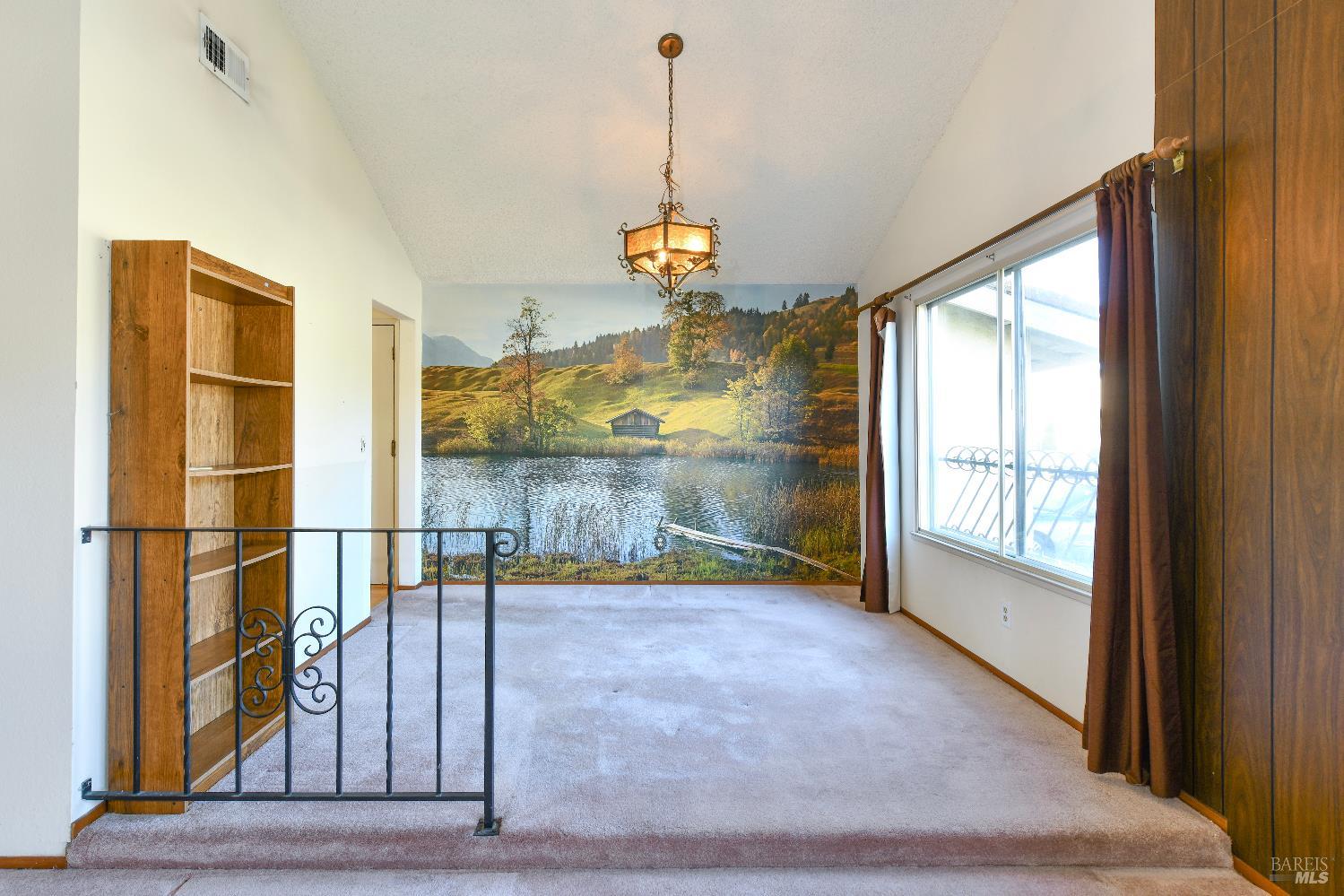 Detail Gallery Image 8 of 33 For 1803 Monarch Dr, Napa,  CA 94558 - 4 Beds | 2 Baths