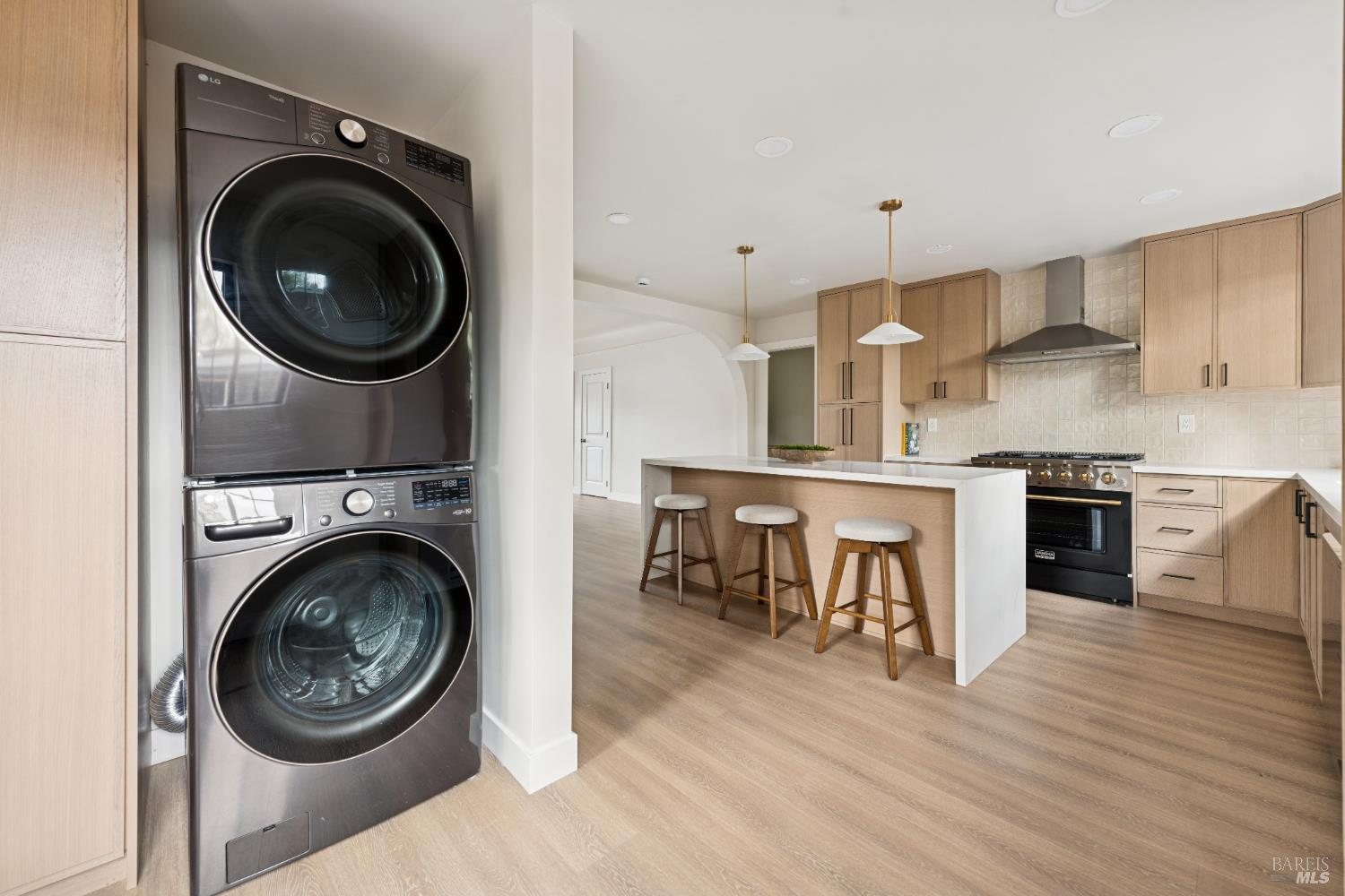 Detail Gallery Image 12 of 22 For 735 Hunt Ave, Saint Helena,  CA 94574 - 3 Beds | 2 Baths