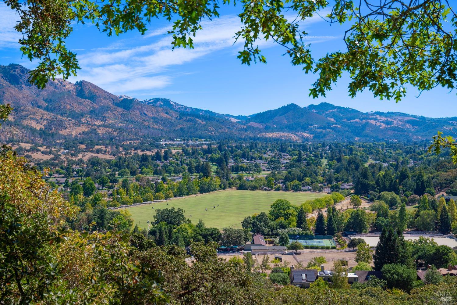 Detail Gallery Image 39 of 62 For 775 White Oak Dr, Santa Rosa,  CA 95409 - 5 Beds | 5/3 Baths