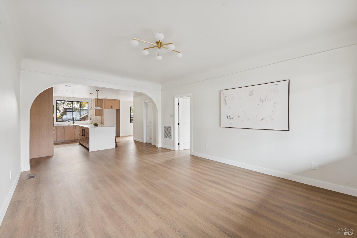 Detail Gallery Image 2 of 22 For 735 Hunt Ave, Saint Helena,  CA 94574 - 3 Beds | 2 Baths