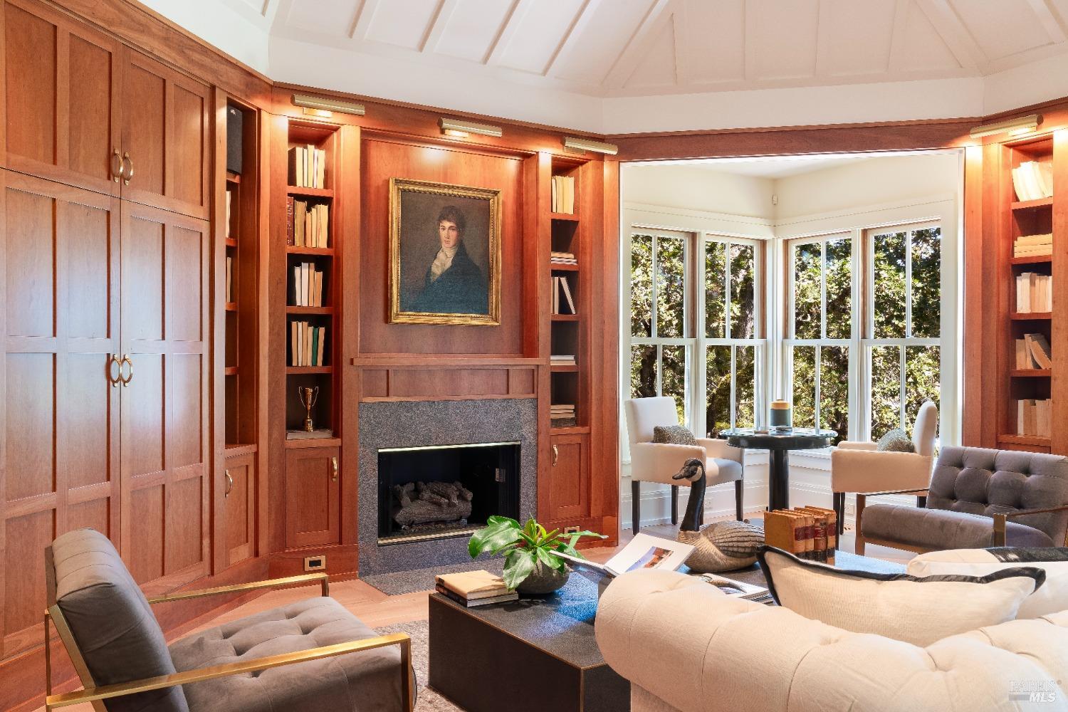 Detail Gallery Image 27 of 62 For 775 White Oak Dr, Santa Rosa,  CA 95409 - 5 Beds | 5/3 Baths