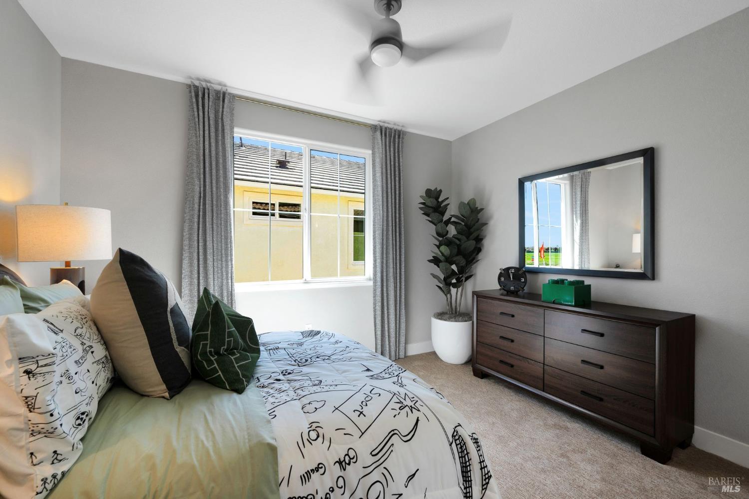 Detail Gallery Image 31 of 39 For 521 Eagle Cir, Oakley,  CA 94561 - 4 Beds | 3 Baths