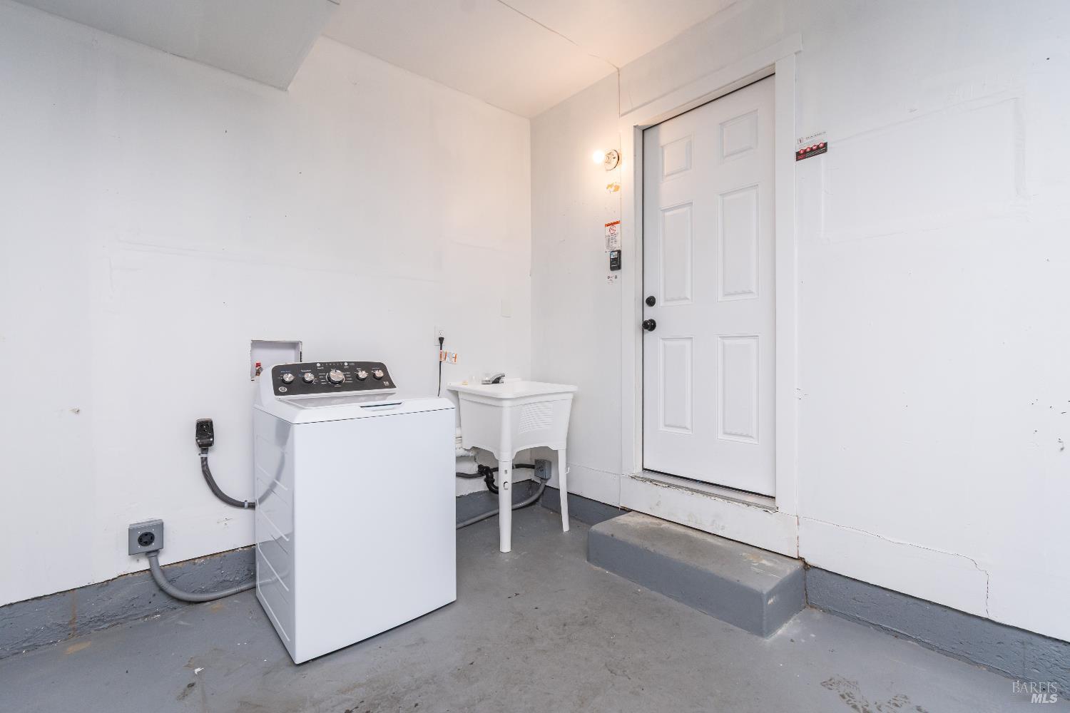 Detail Gallery Image 47 of 48 For 1842 Trower Ave, Napa,  CA 94558 - 3 Beds | 2 Baths