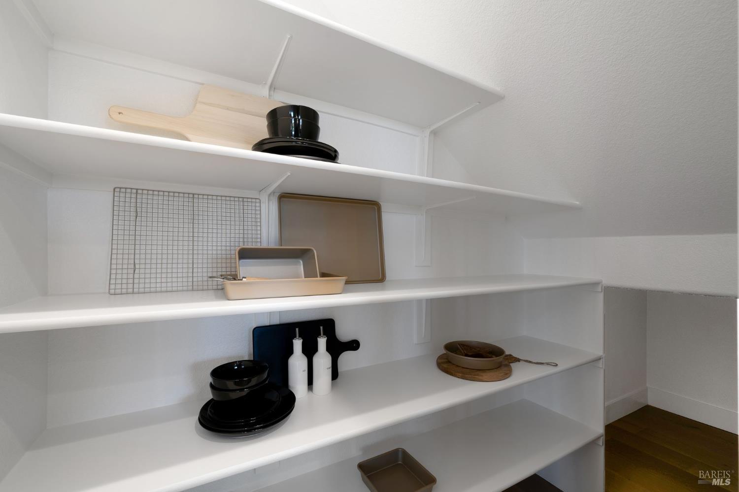 Detail Gallery Image 13 of 39 For 521 Eagle Cir, Oakley,  CA 94561 - 4 Beds | 3 Baths