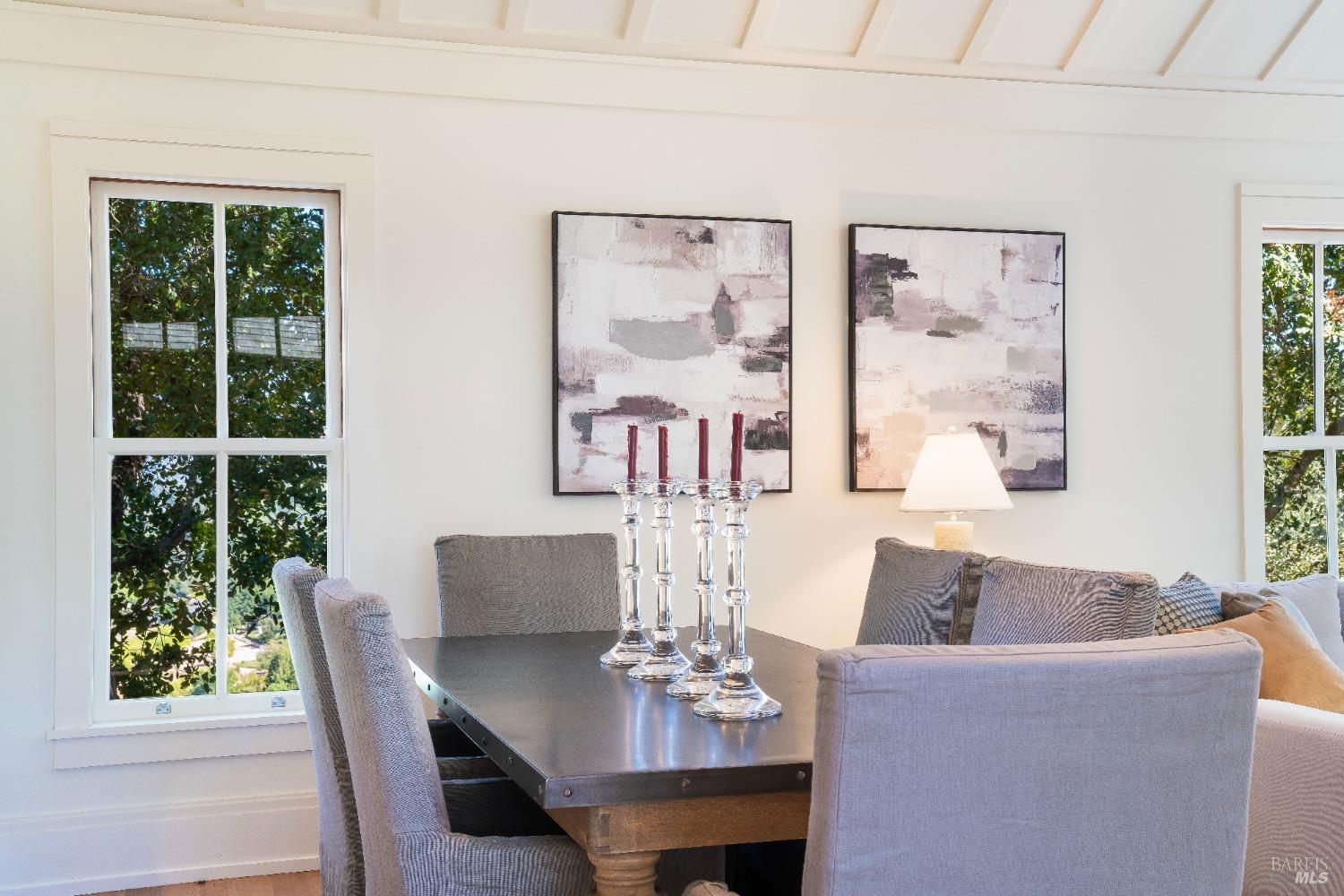 Detail Gallery Image 12 of 62 For 775 White Oak Dr, Santa Rosa,  CA 95409 - 5 Beds | 5/3 Baths