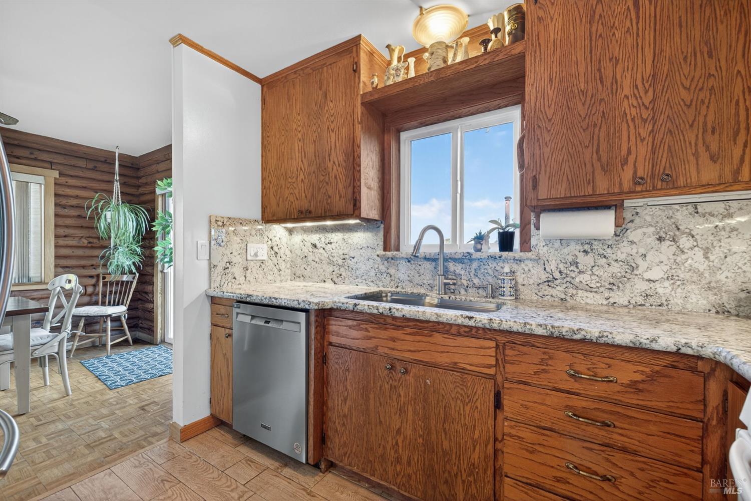 Detail Gallery Image 23 of 56 For 30 Manzanita Ave, Novato,  CA 94945 - 3 Beds | 2 Baths