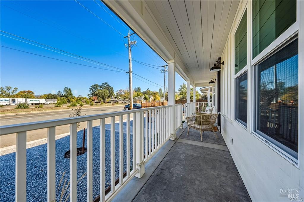 Detail Gallery Image 3 of 46 For 21271 State Highway 175 Unkn, Middletown,  CA 95461 - 5 Beds | 3 Baths