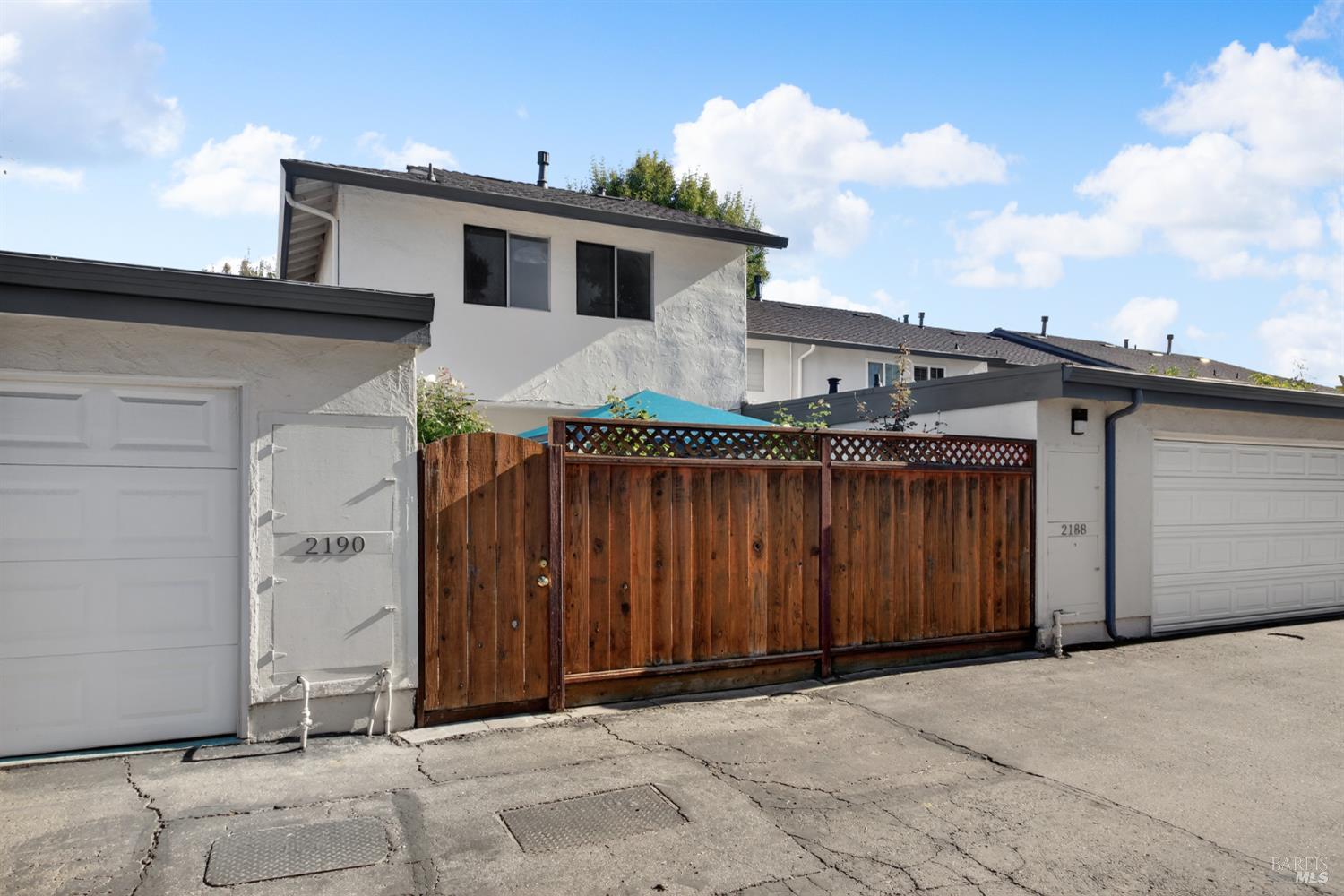 Detail Gallery Image 33 of 46 For 2190 Meadowgate Way, San Jose,  CA 95132 - 3 Beds | 1/1 Baths