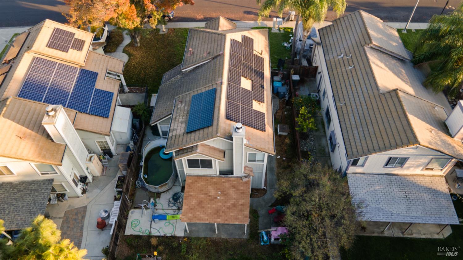 Detail Gallery Image 12 of 27 For 526 Regency Cir, Vacaville,  CA 95687 - 3 Beds | 2/1 Baths