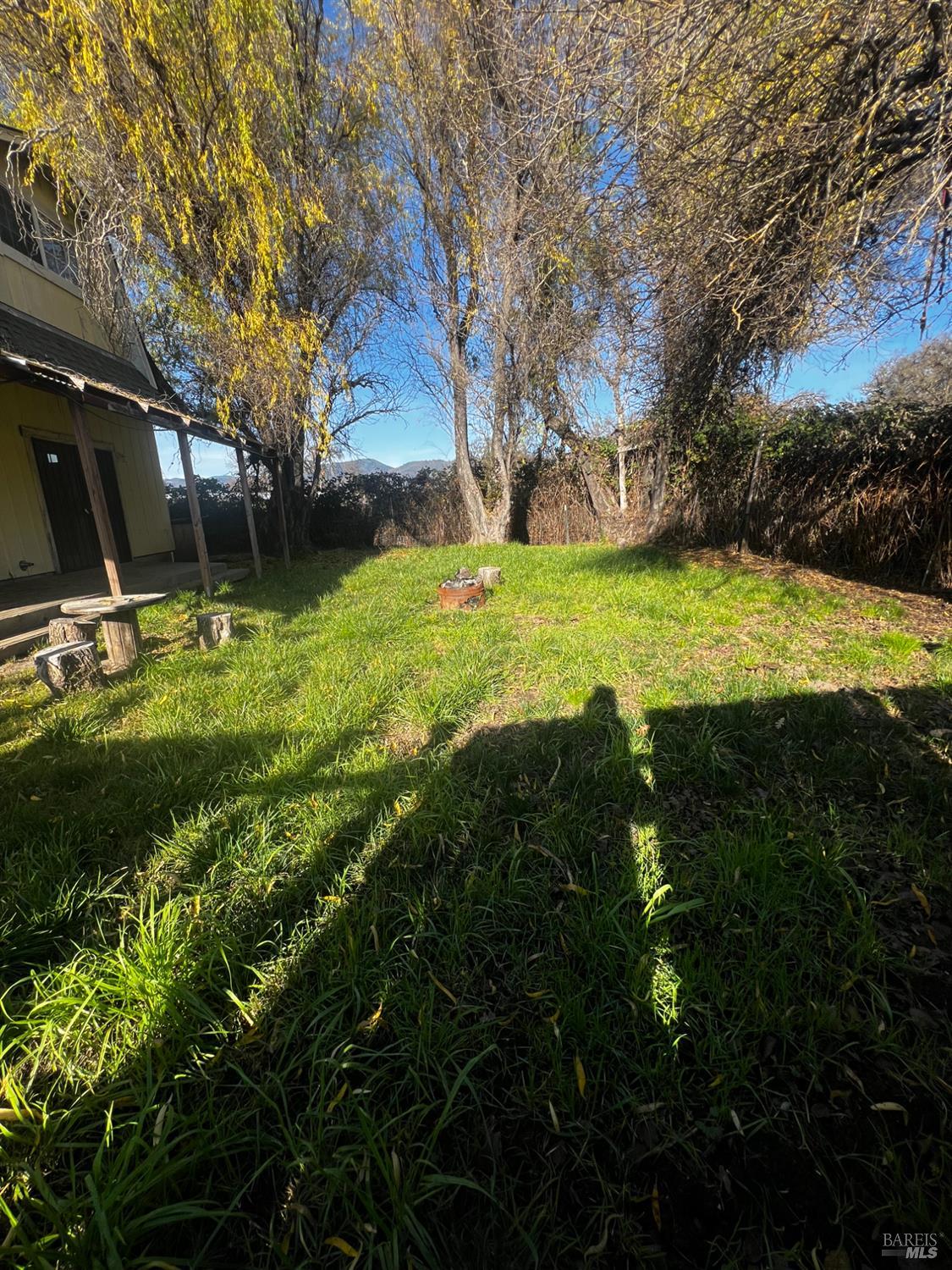 Detail Gallery Image 27 of 40 For 24140 East Ln, Covelo,  CA 95428 - 1 Beds | 1/1 Baths