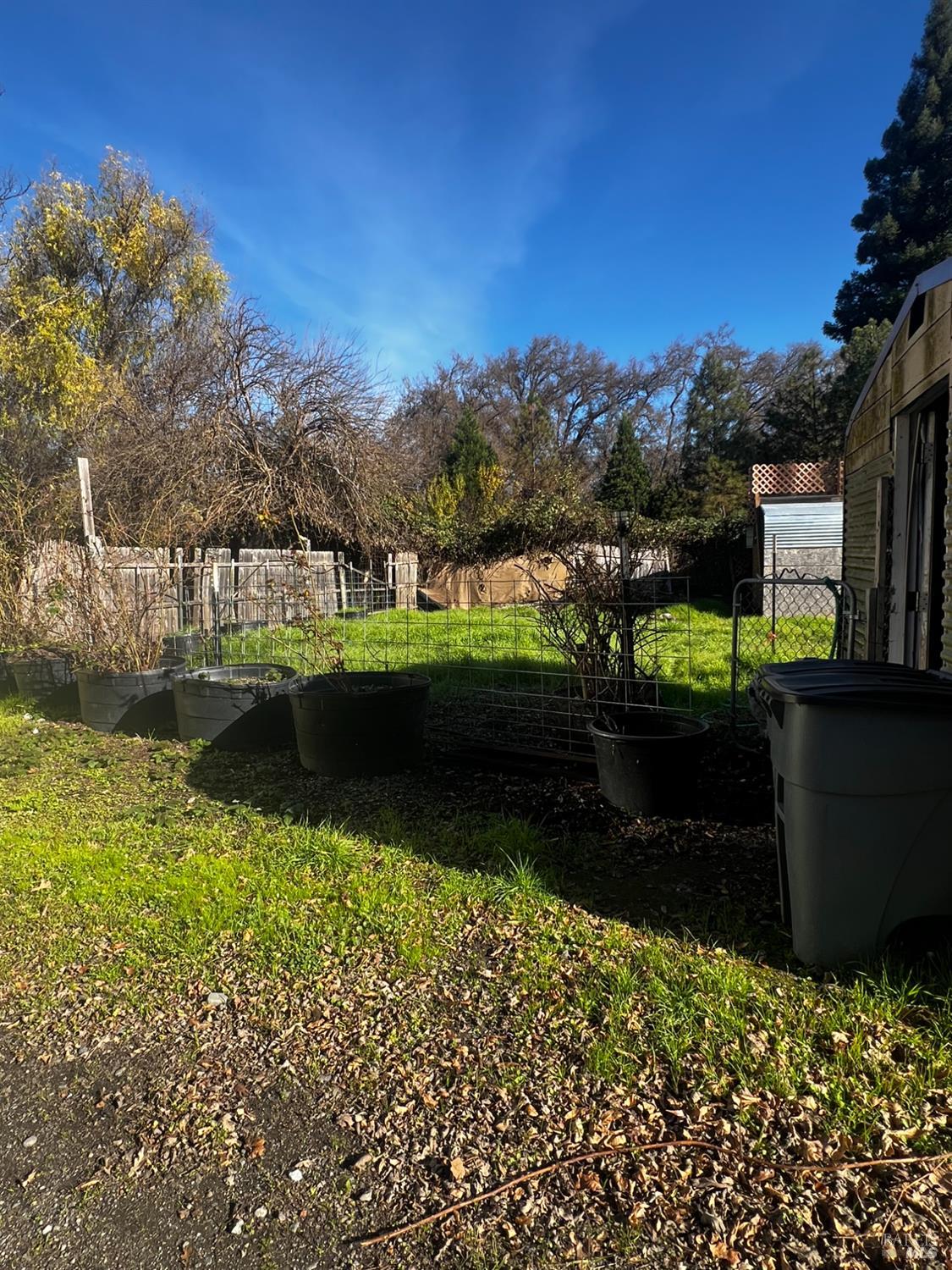 Detail Gallery Image 30 of 40 For 24140 East Ln, Covelo,  CA 95428 - 1 Beds | 1/1 Baths