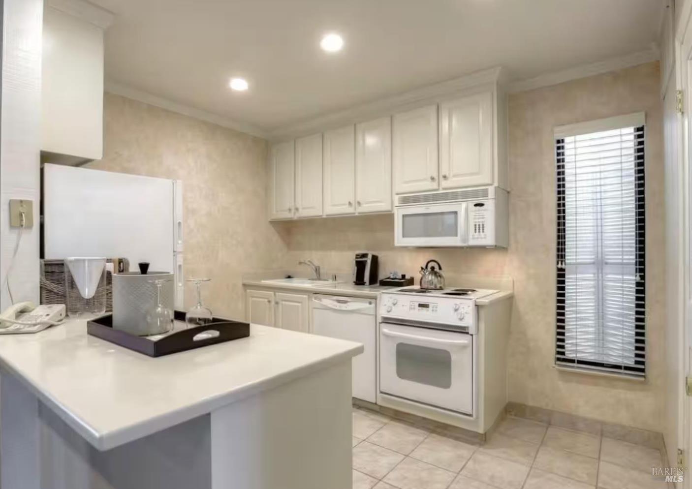 Detail Gallery Image 3 of 8 For 1600 Atlas Peak Rd #428,  Napa,  CA 94558 - 1 Beds | 1 Baths