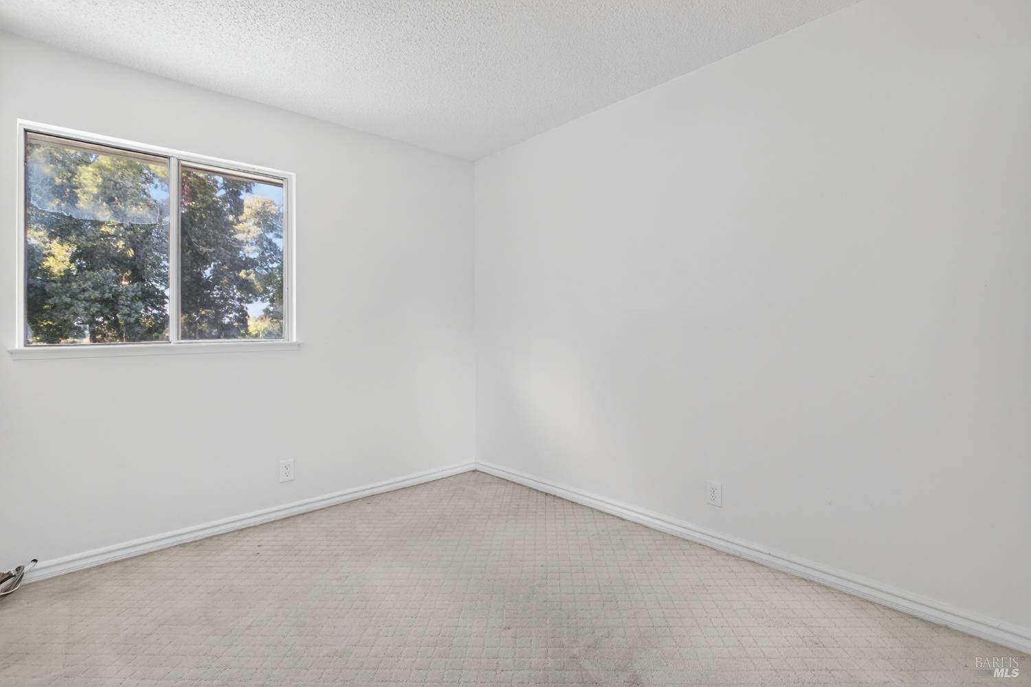 Detail Gallery Image 25 of 46 For 2190 Meadowgate Way, San Jose,  CA 95132 - 3 Beds | 1/1 Baths