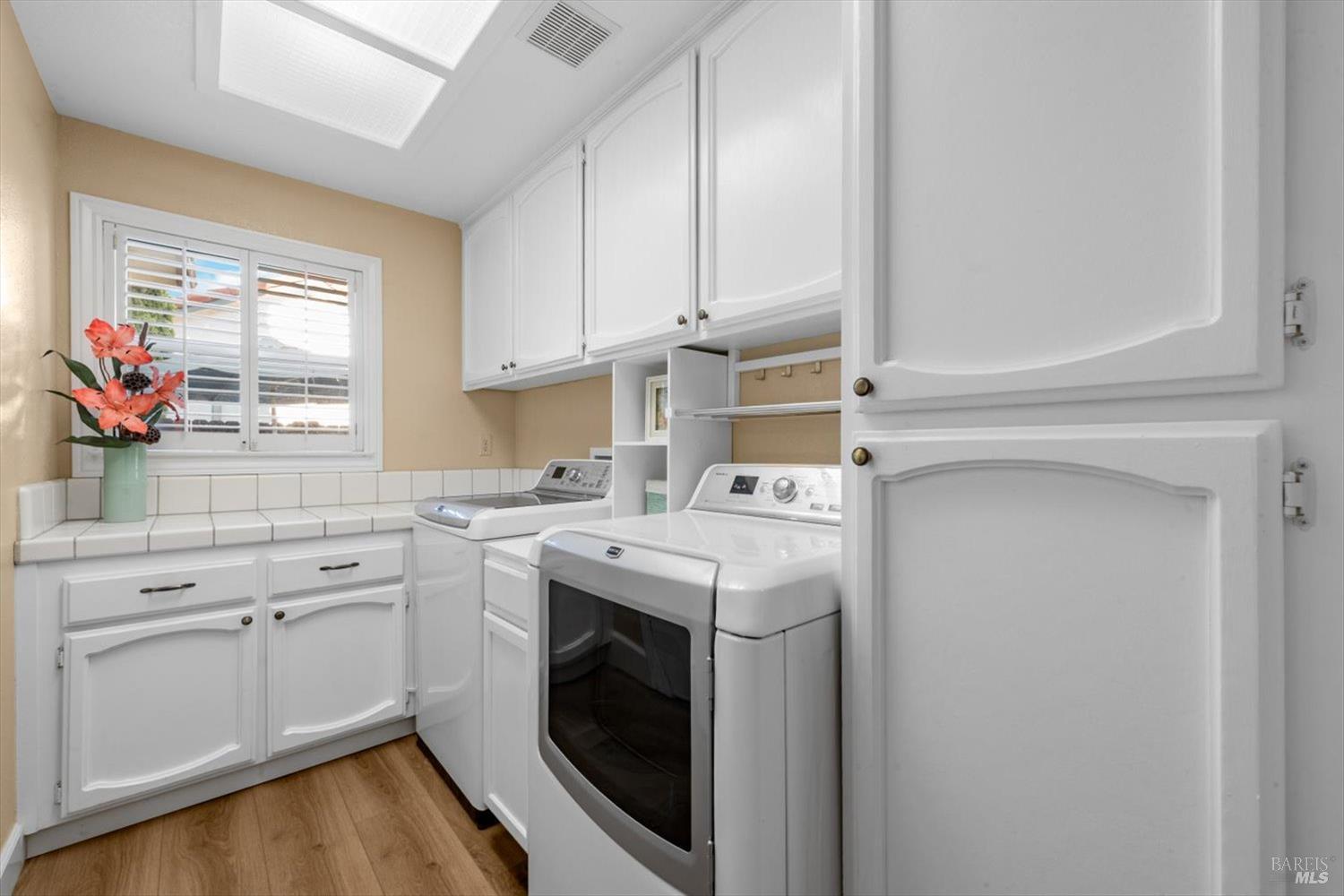 Detail Gallery Image 51 of 75 For 736 Dellwood Ct, Vacaville,  CA 95688 - 5 Beds | 3 Baths