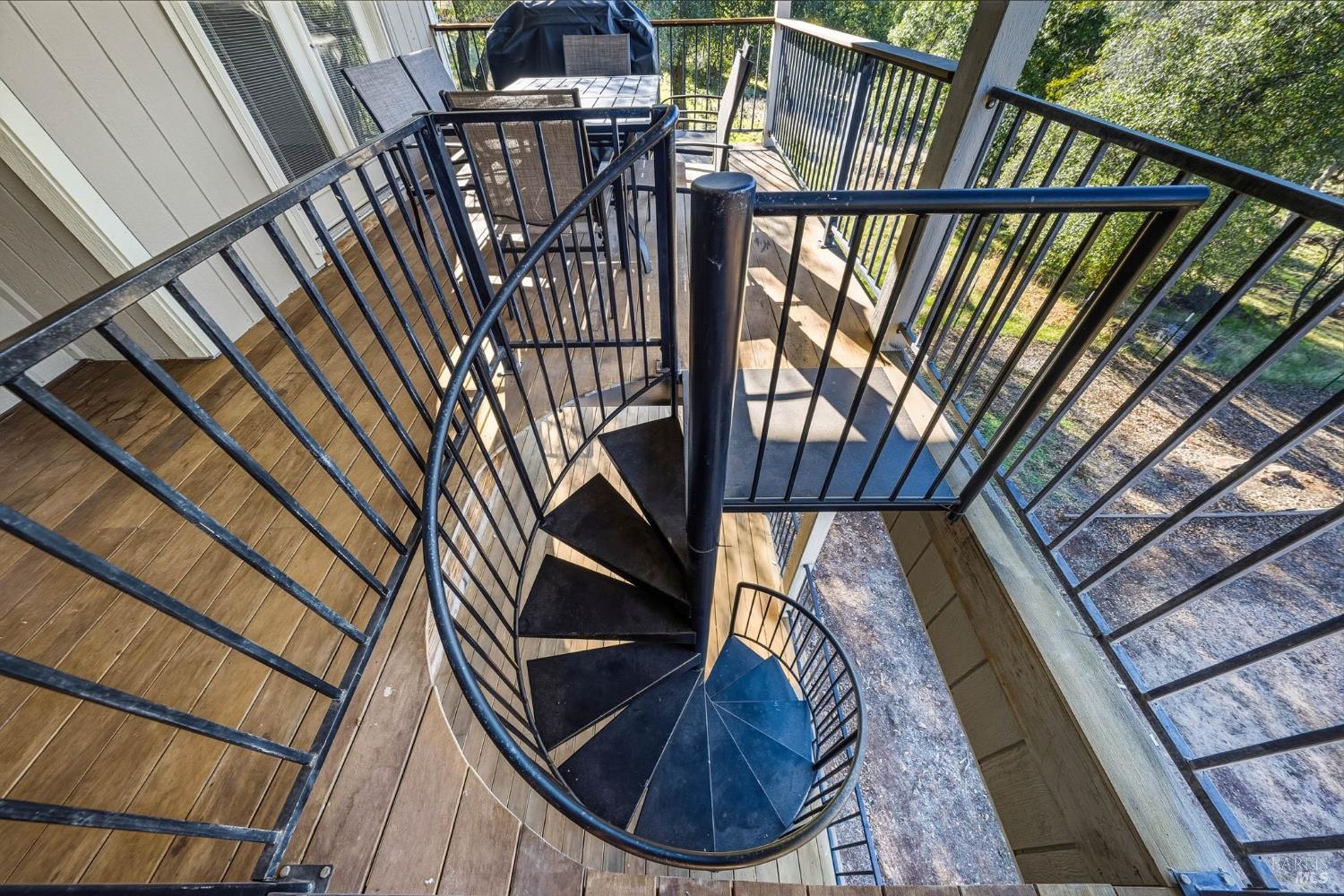 Detail Gallery Image 30 of 59 For 16189 Conestoga Rd, Hidden Valley Lake,  CA 95467 - 5 Beds | 3 Baths