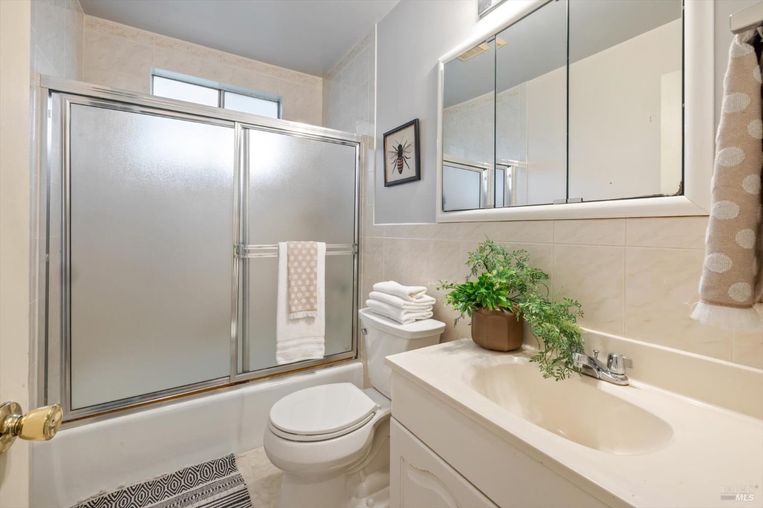 Detail Gallery Image 20 of 57 For 106 Birch St, Vacaville,  CA 95688 - 4 Beds | 2 Baths