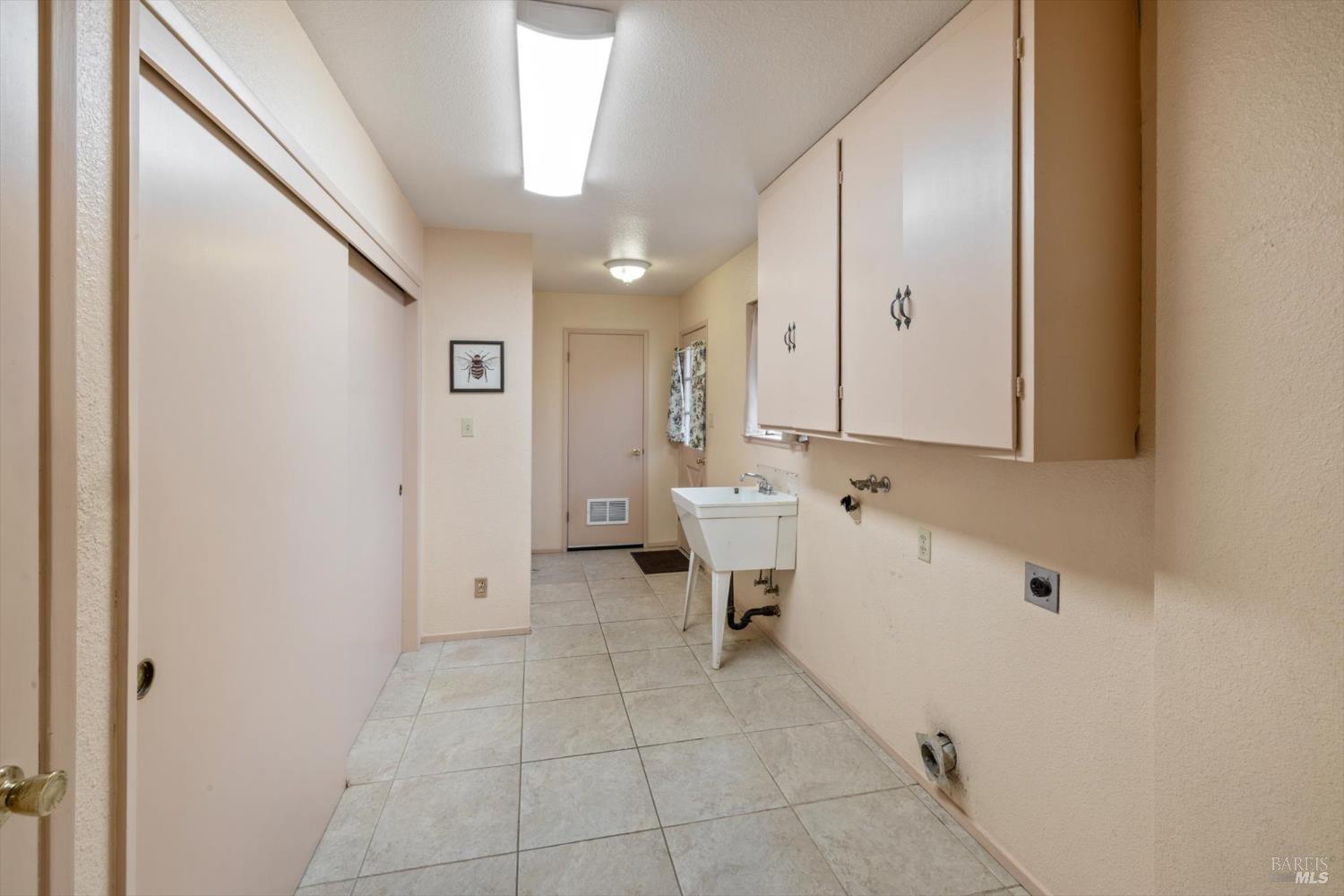 Detail Gallery Image 29 of 57 For 106 Birch St, Vacaville,  CA 95688 - 4 Beds | 2 Baths