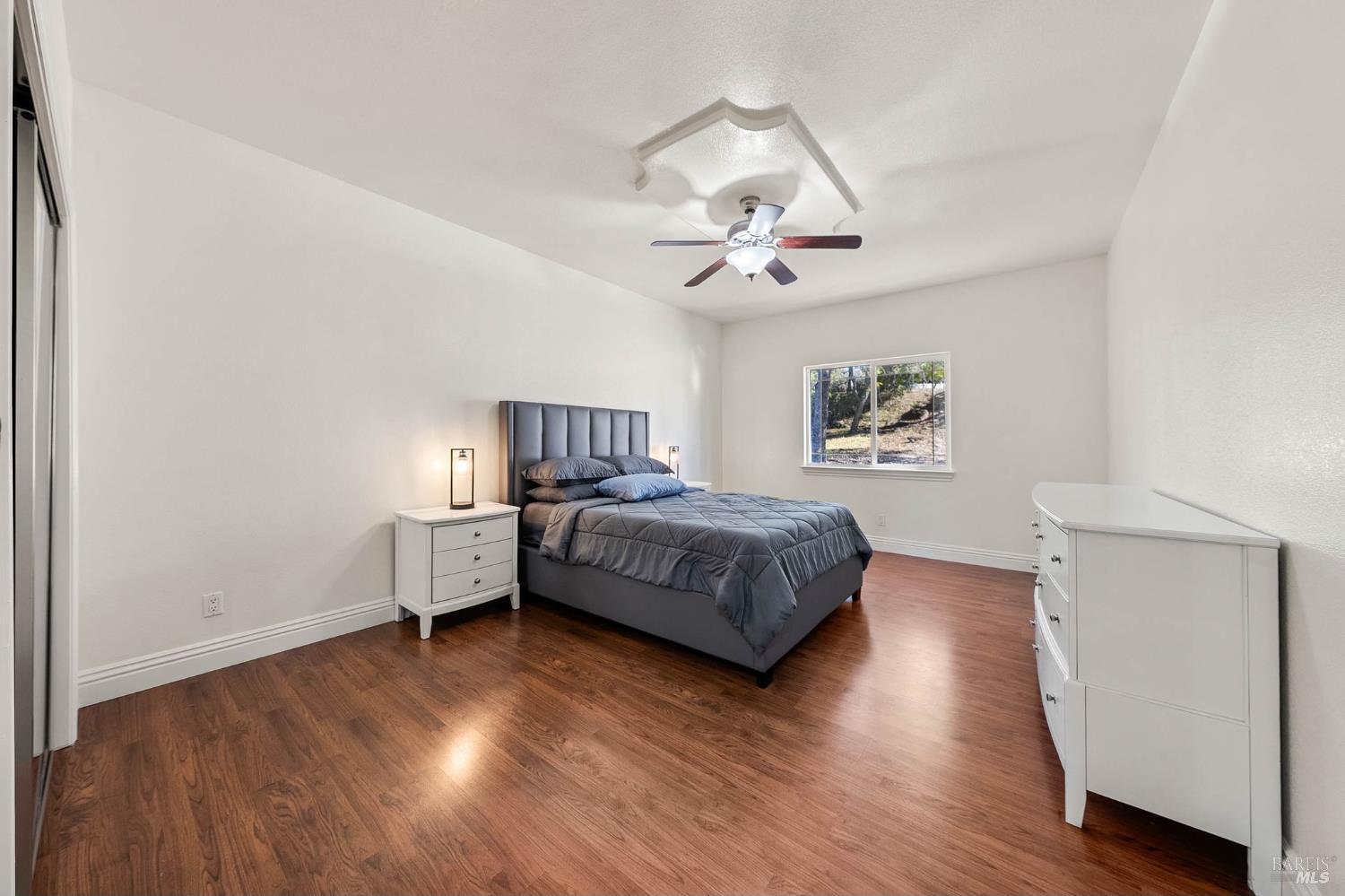 Detail Gallery Image 23 of 59 For 16189 Conestoga Rd, Hidden Valley Lake,  CA 95467 - 5 Beds | 3 Baths