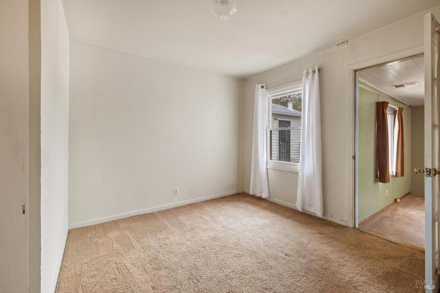 Detail Gallery Image 12 of 57 For 106 Birch St, Vacaville,  CA 95688 - 4 Beds | 2 Baths