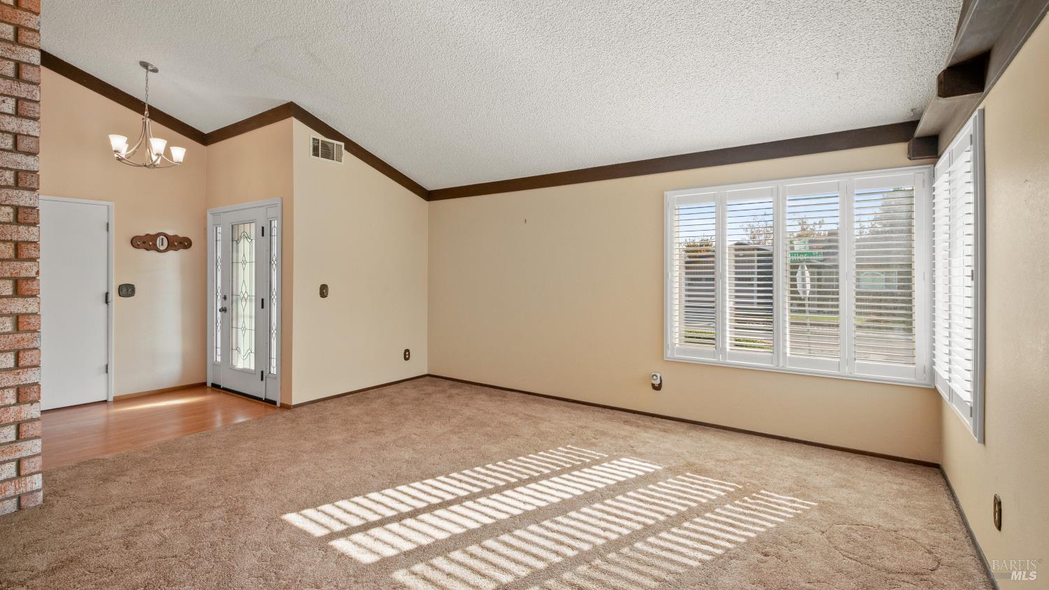 Detail Gallery Image 12 of 46 For 2810 Miller Ct, Fairfield,  CA 94534 - 3 Beds | 2 Baths
