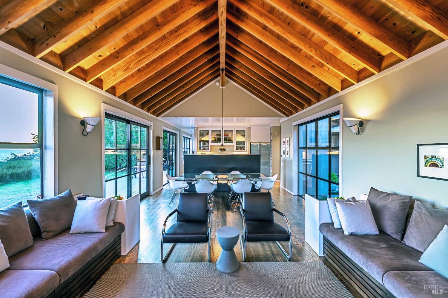 Detail Gallery Image 14 of 68 For 36690 Mariners Dr, The Sea Ranch,  CA 95497 - 3 Beds | 2 Baths