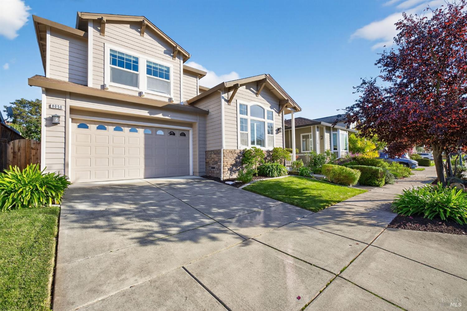 Detail Gallery Image 2 of 45 For 8050 Leno Dr, Windsor,  CA 95492 - 4 Beds | 2/1 Baths