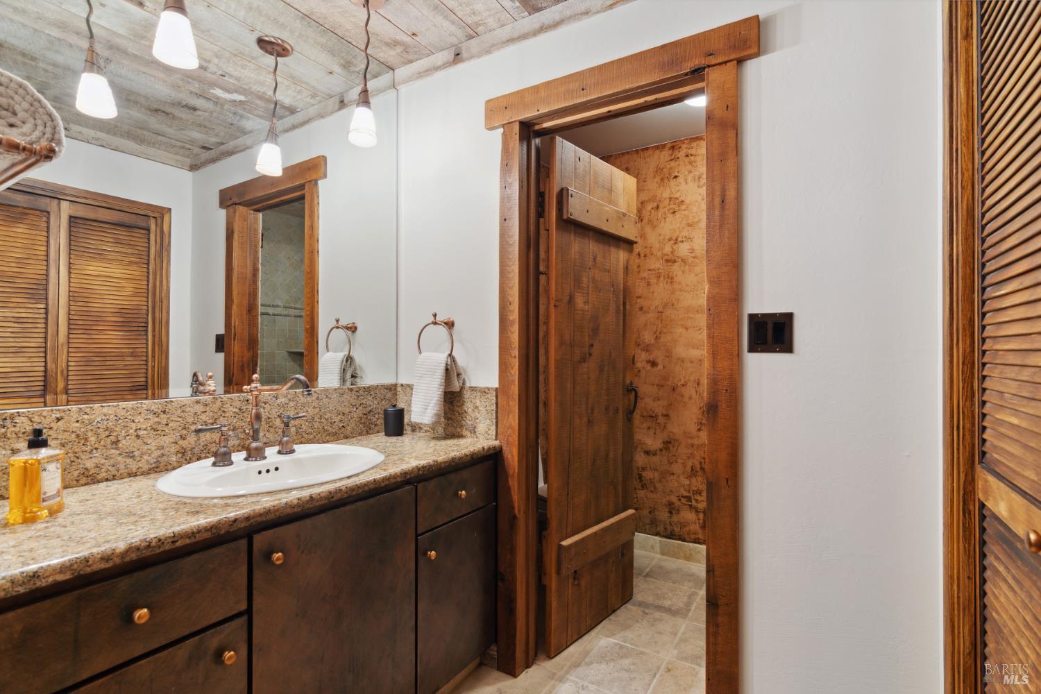 Detail Gallery Image 23 of 38 For 87 Fairways Dr, Napa,  CA 94558 - 2 Beds | 2 Baths