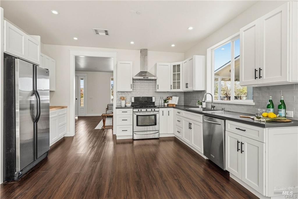 Detail Gallery Image 14 of 46 For 21271 State Highway 175 Unkn, Middletown,  CA 95461 - 5 Beds | 3 Baths