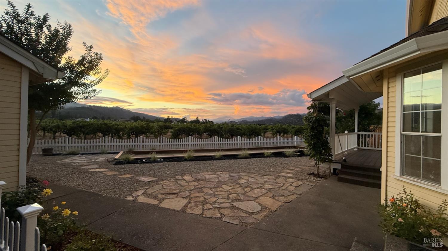 Detail Gallery Image 7 of 57 For 1395 N Grove Ct, Saint Helena,  CA 94574 - 3 Beds | 2/1 Baths