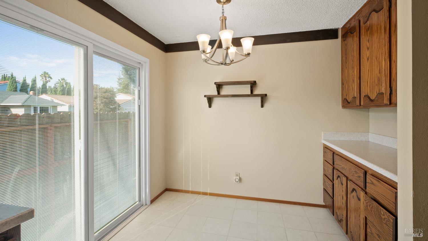 Detail Gallery Image 14 of 46 For 2810 Miller Ct, Fairfield,  CA 94534 - 3 Beds | 2 Baths