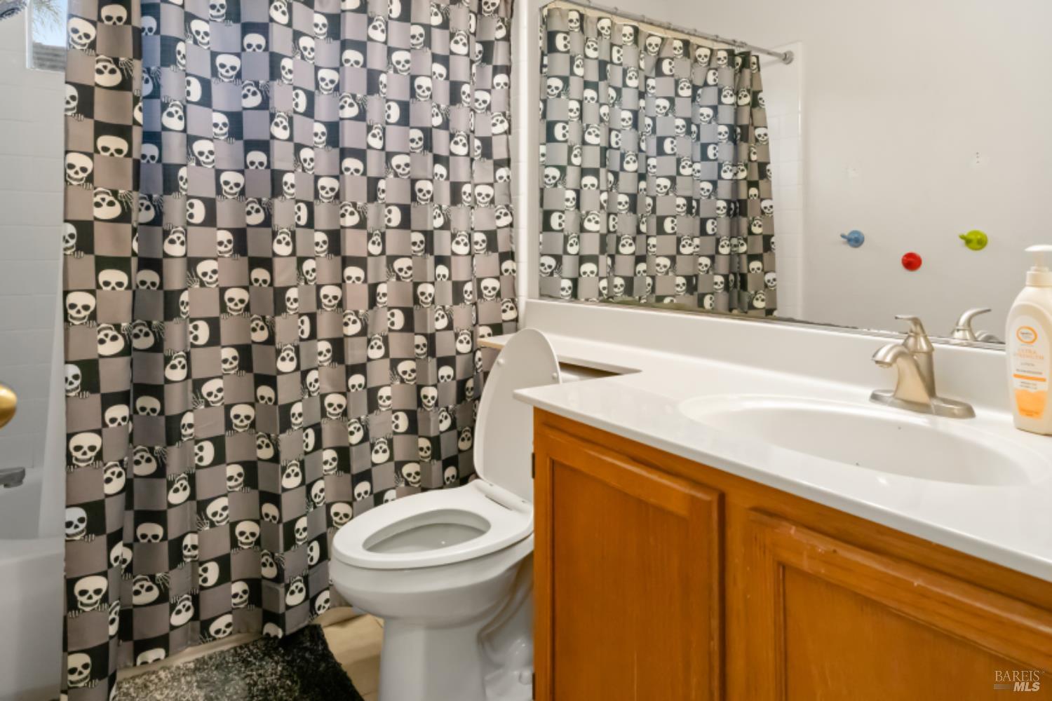 Detail Gallery Image 24 of 27 For 526 Regency Cir, Vacaville,  CA 95687 - 3 Beds | 2/1 Baths