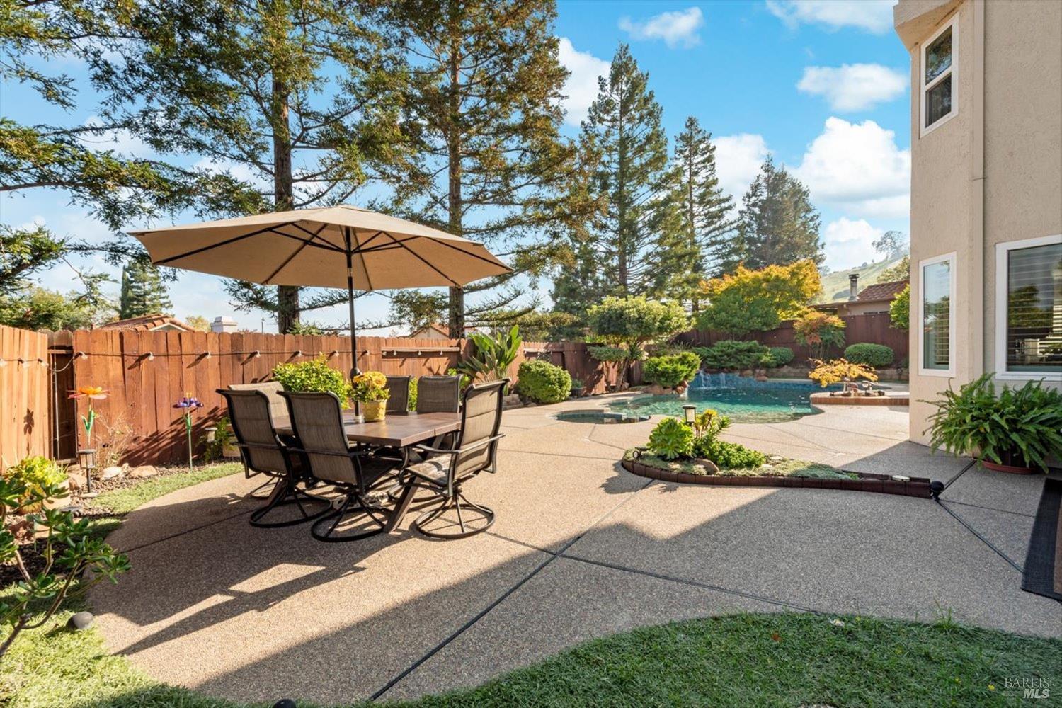 Detail Gallery Image 57 of 75 For 736 Dellwood Ct, Vacaville,  CA 95688 - 5 Beds | 3 Baths