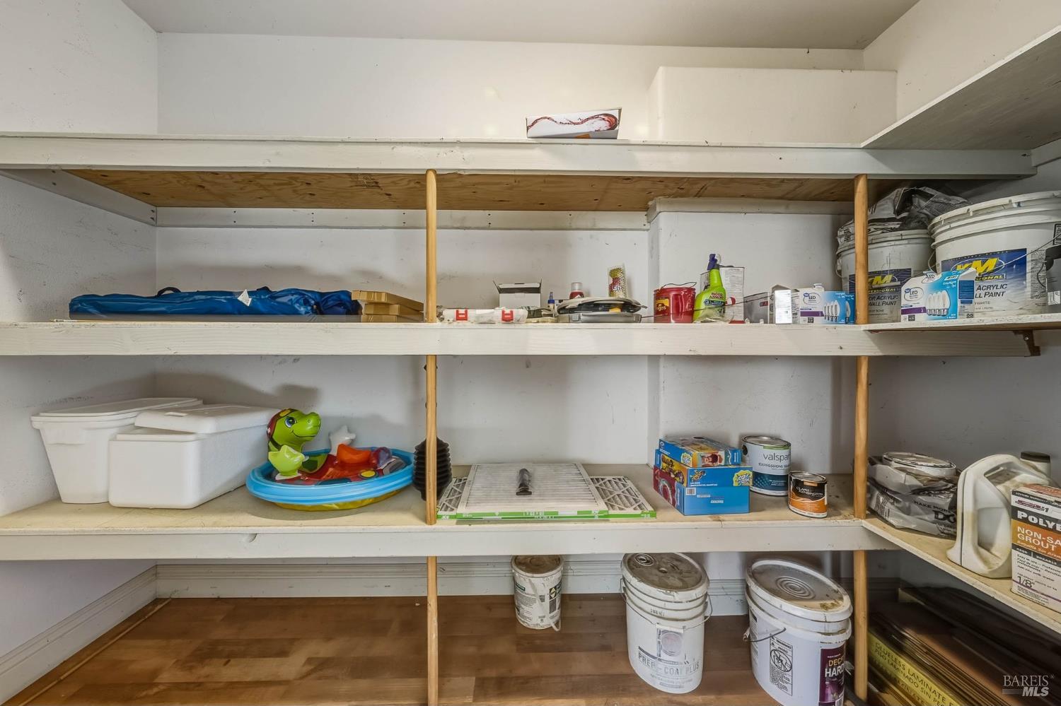 Detail Gallery Image 43 of 59 For 16189 Conestoga Rd, Hidden Valley Lake,  CA 95467 - 5 Beds | 3 Baths