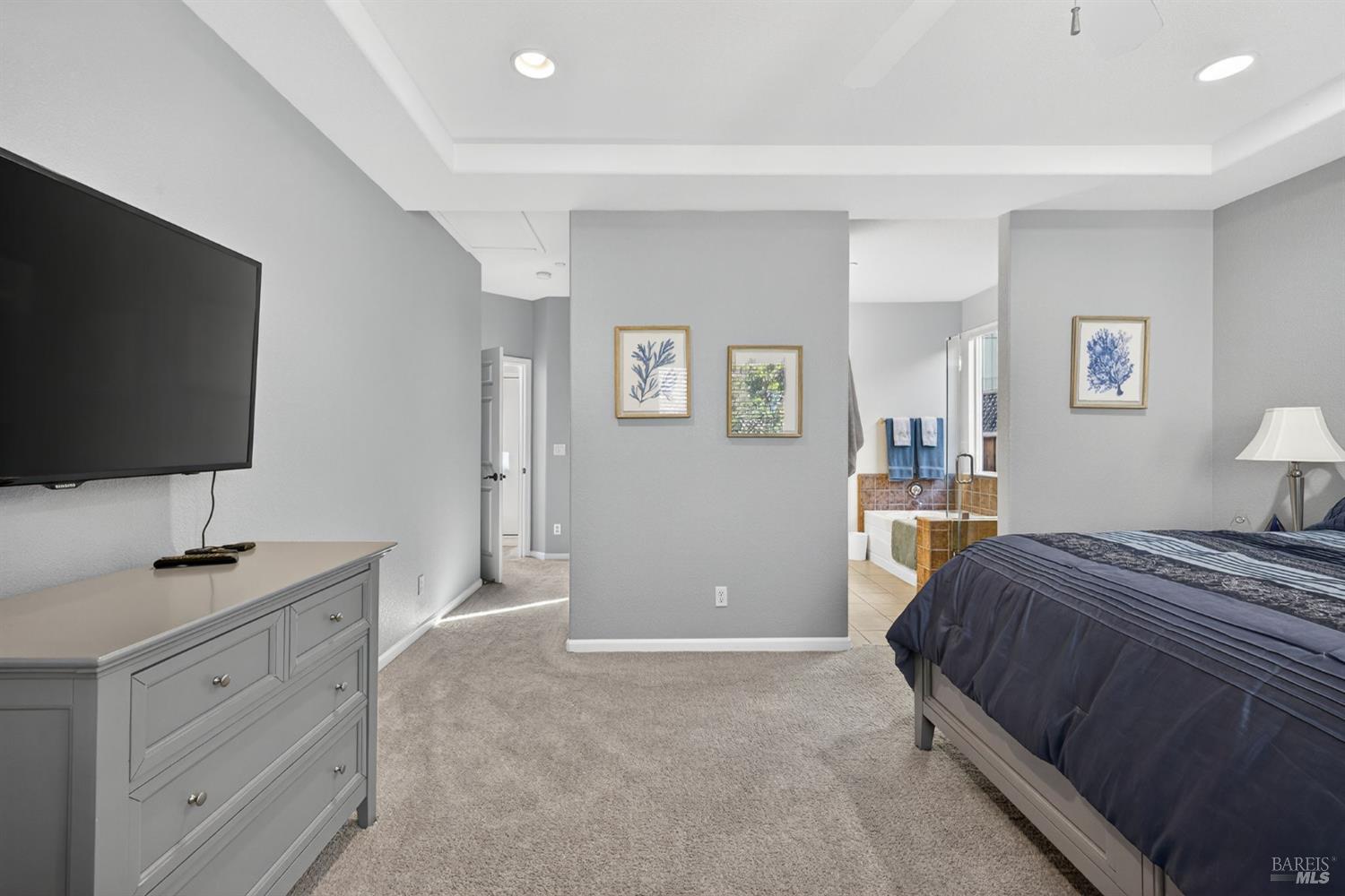Detail Gallery Image 21 of 45 For 8050 Leno Dr, Windsor,  CA 95492 - 4 Beds | 2/1 Baths