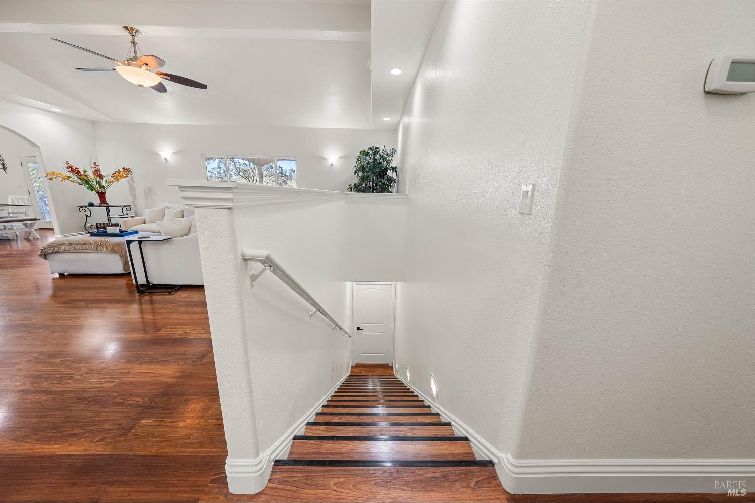 Detail Gallery Image 31 of 59 For 16189 Conestoga Rd, Hidden Valley Lake,  CA 95467 - 5 Beds | 3 Baths