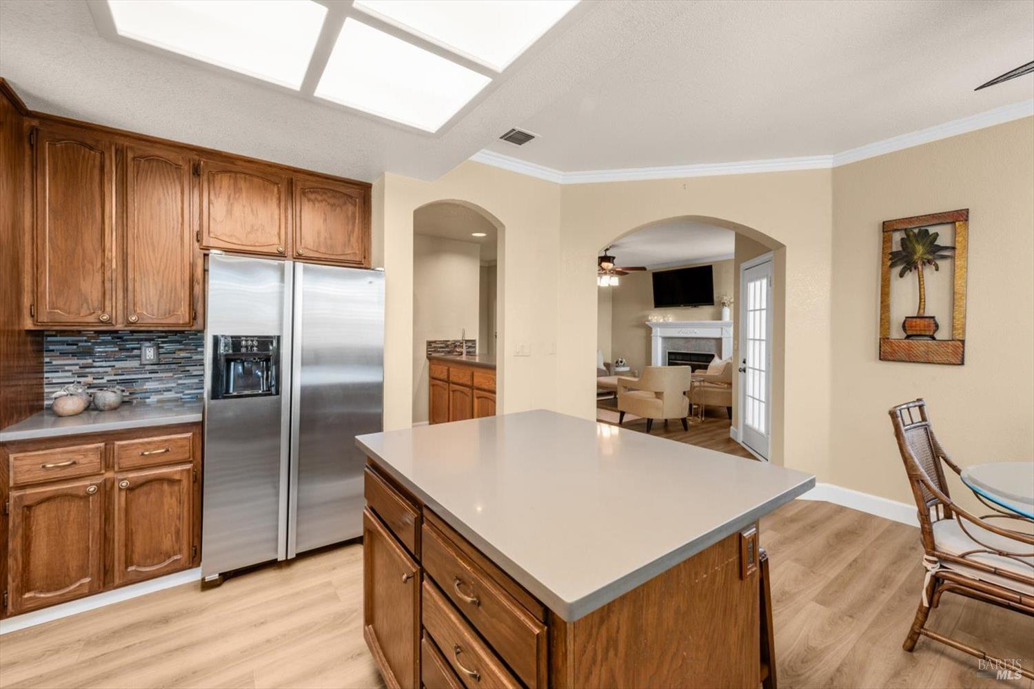 Detail Gallery Image 18 of 75 For 736 Dellwood Ct, Vacaville,  CA 95688 - 5 Beds | 3 Baths