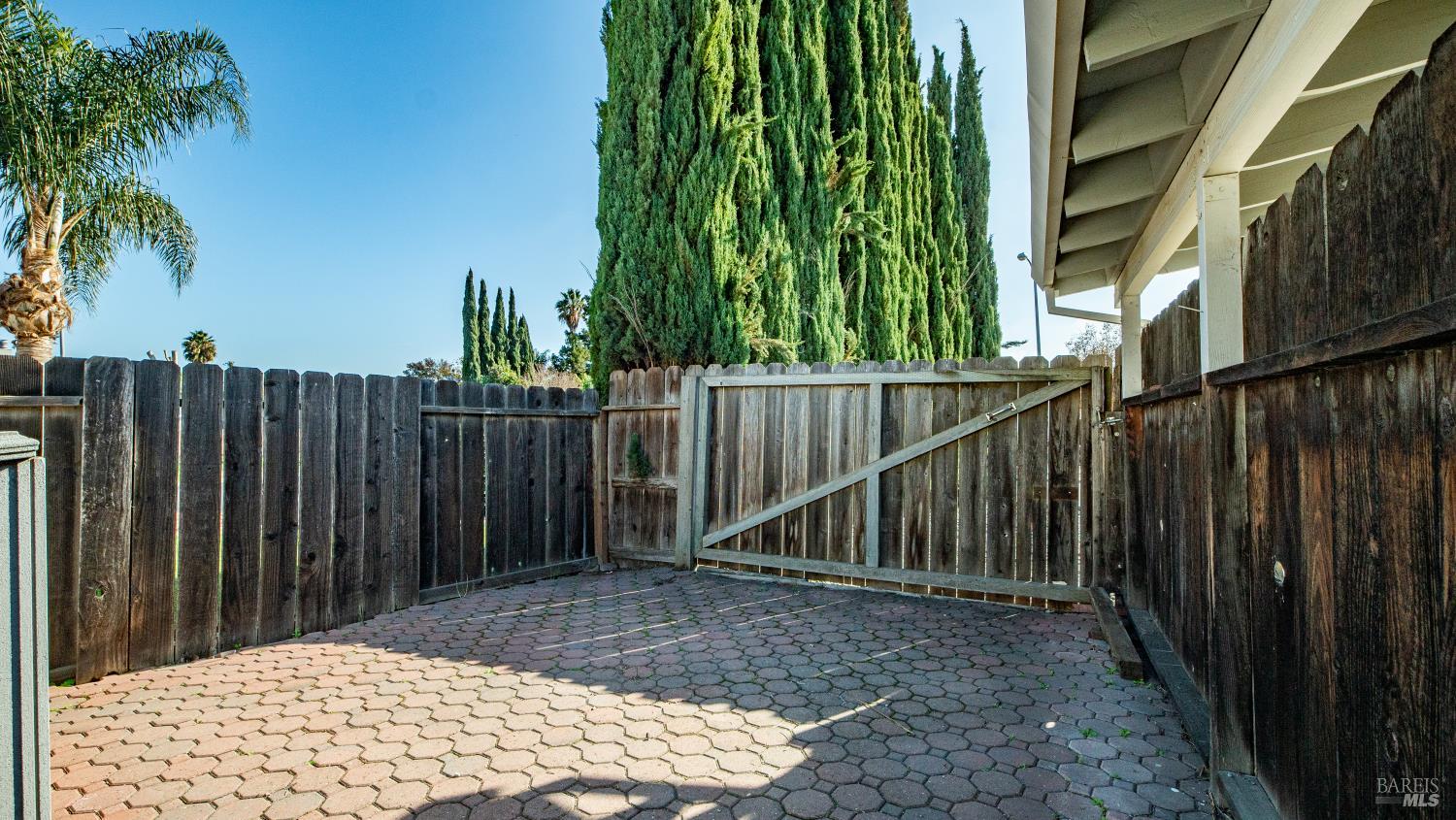 Detail Gallery Image 39 of 46 For 2810 Miller Ct, Fairfield,  CA 94534 - 3 Beds | 2 Baths