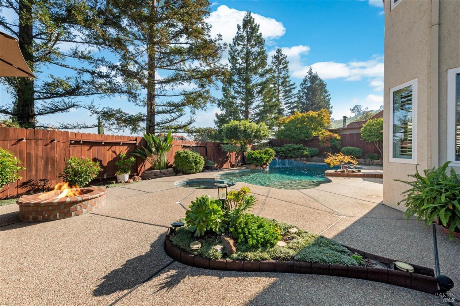 Detail Gallery Image 60 of 75 For 736 Dellwood Ct, Vacaville,  CA 95688 - 5 Beds | 3 Baths