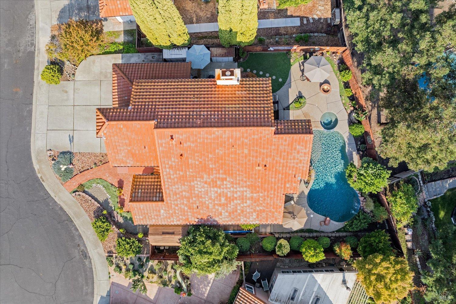 Detail Gallery Image 72 of 75 For 736 Dellwood Ct, Vacaville,  CA 95688 - 5 Beds | 3 Baths