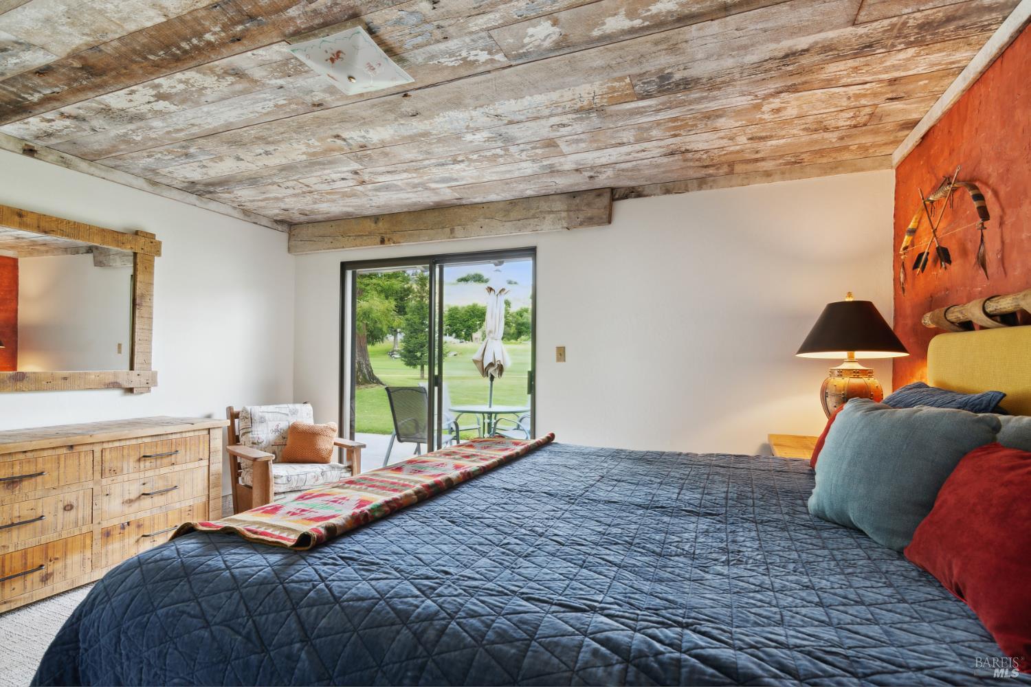 Detail Gallery Image 19 of 38 For 87 Fairways Dr, Napa,  CA 94558 - 2 Beds | 2 Baths