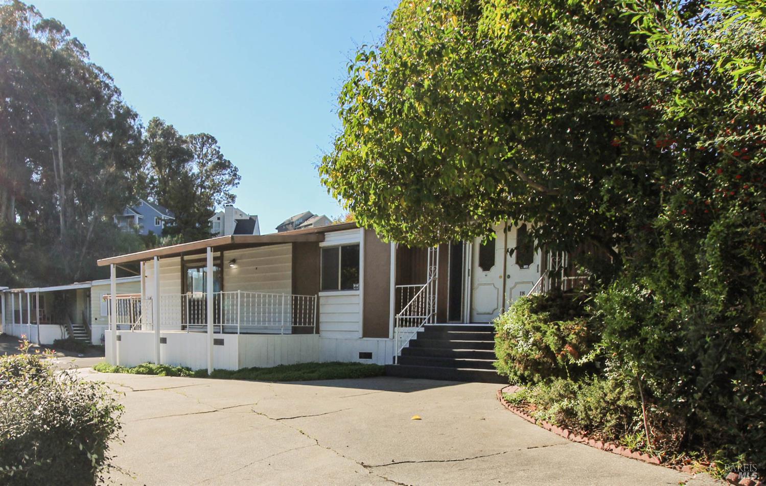 Detail Gallery Image 5 of 68 For 116 Kay Dr, Vallejo,  CA 94590 - 2 Beds | 2 Baths