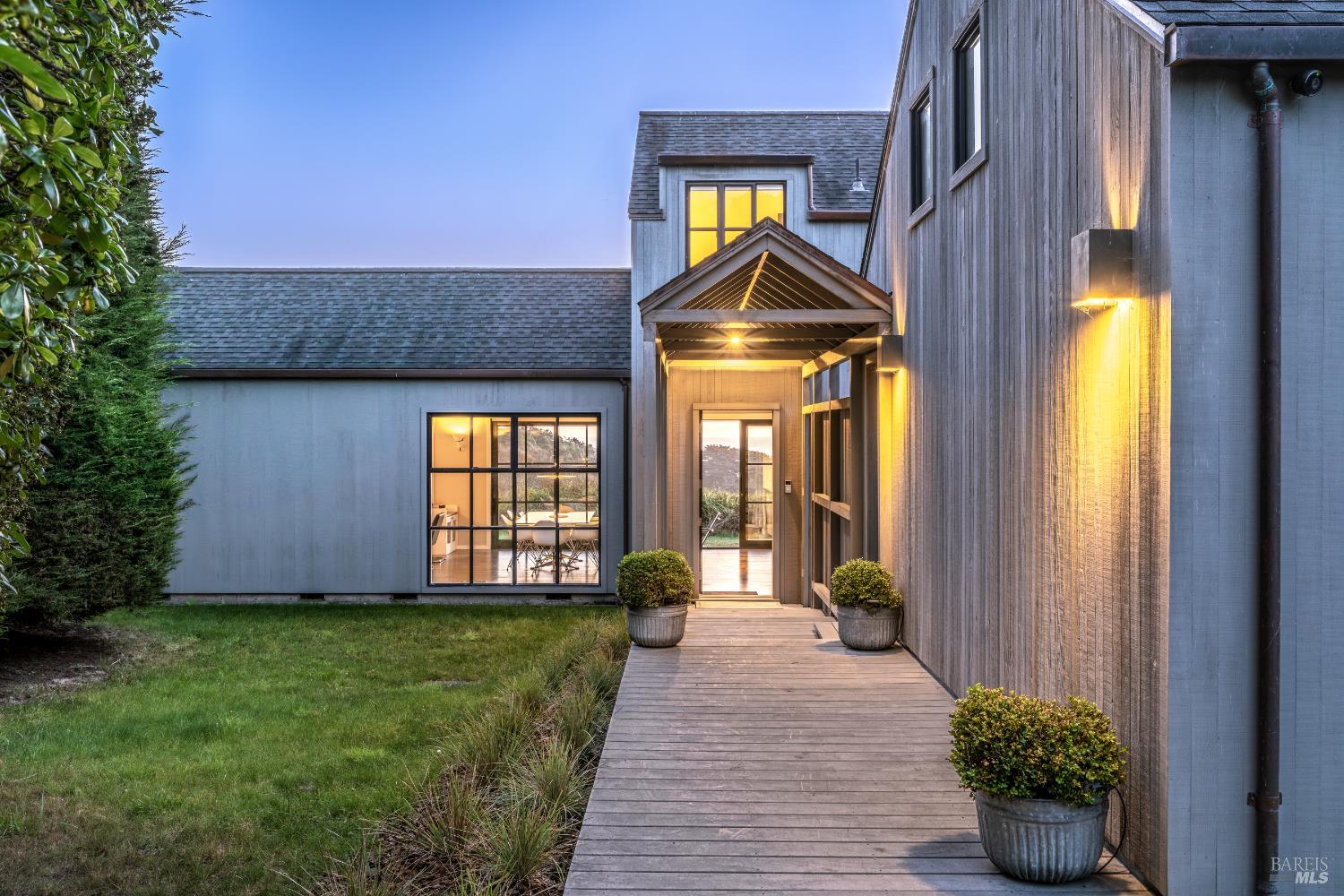 Detail Gallery Image 11 of 68 For 36690 Mariners Dr, The Sea Ranch,  CA 95497 - 3 Beds | 2 Baths