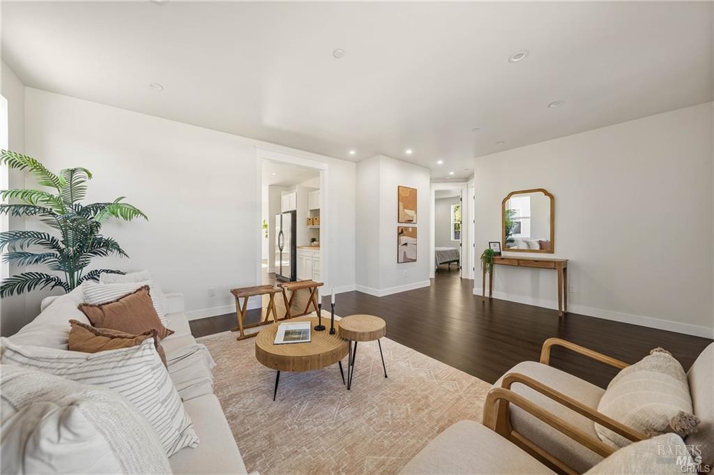 Detail Gallery Image 9 of 46 For 21271 State Highway 175 Unkn, Middletown,  CA 95461 - 5 Beds | 3 Baths