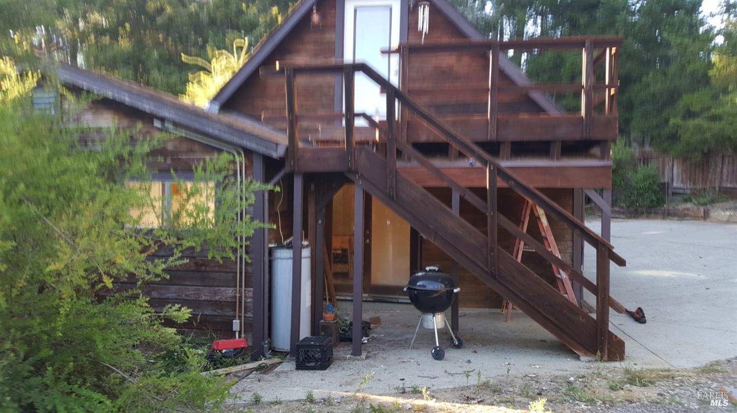 Detail Gallery Image 2 of 2 For 5877 Empire Grade Rd, Santa Cruz,  CA 95060 - 3 Beds | 2 Baths