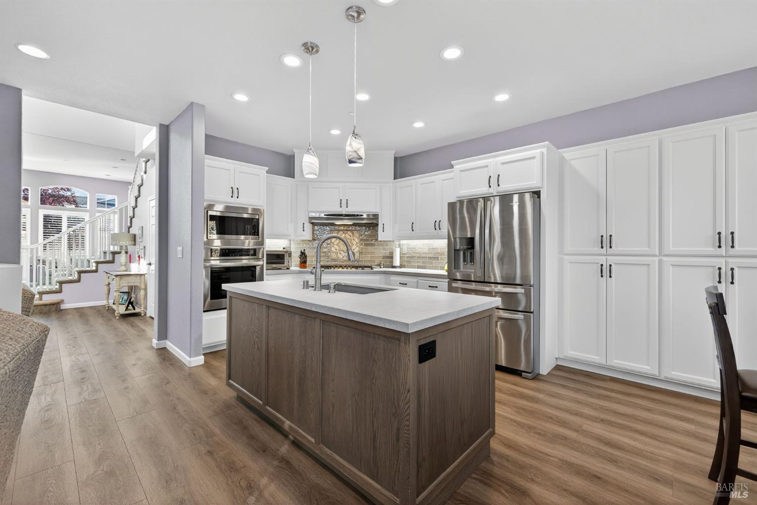 Detail Gallery Image 10 of 45 For 8050 Leno Dr, Windsor,  CA 95492 - 4 Beds | 2/1 Baths