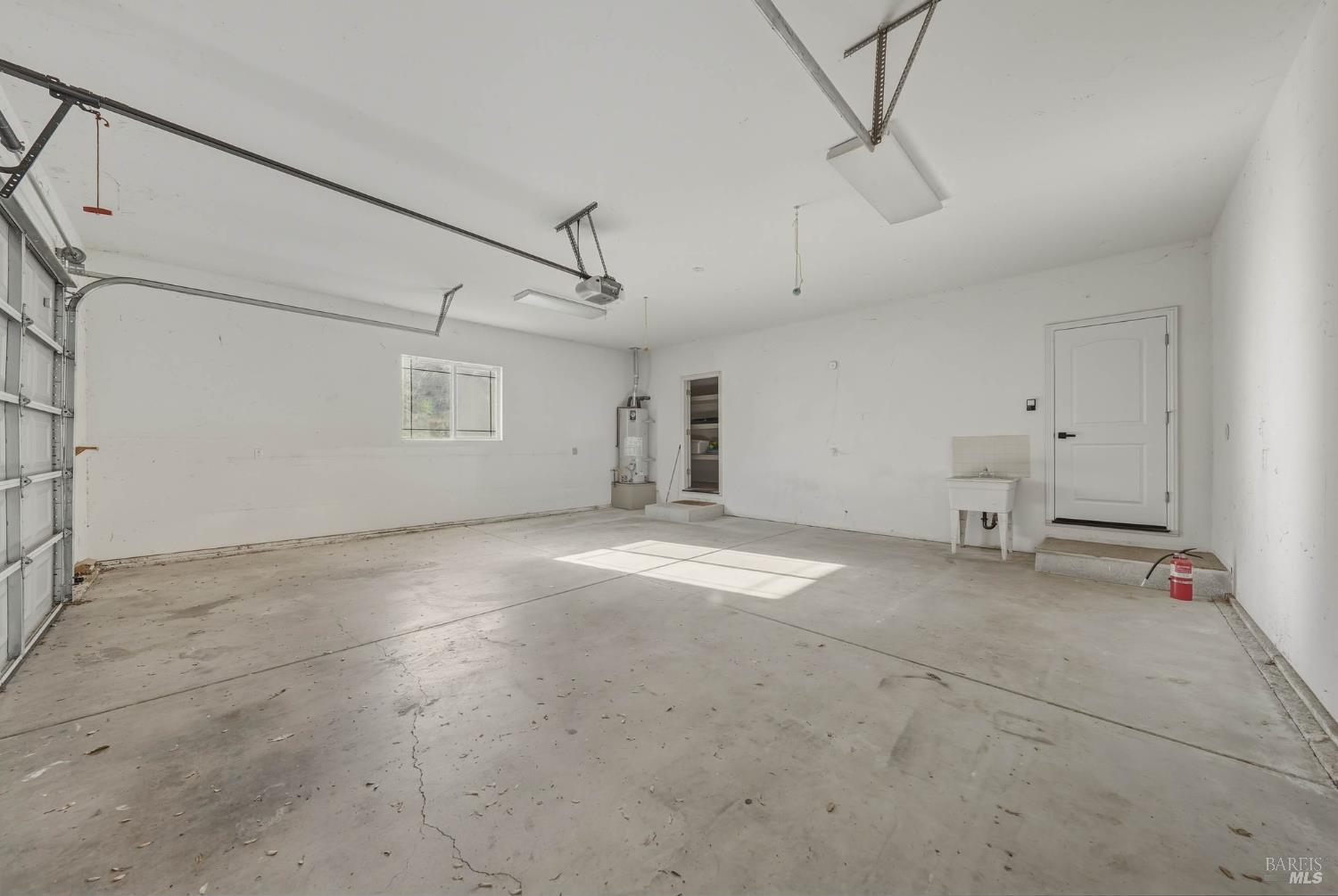 Detail Gallery Image 42 of 59 For 16189 Conestoga Rd, Hidden Valley Lake,  CA 95467 - 5 Beds | 3 Baths