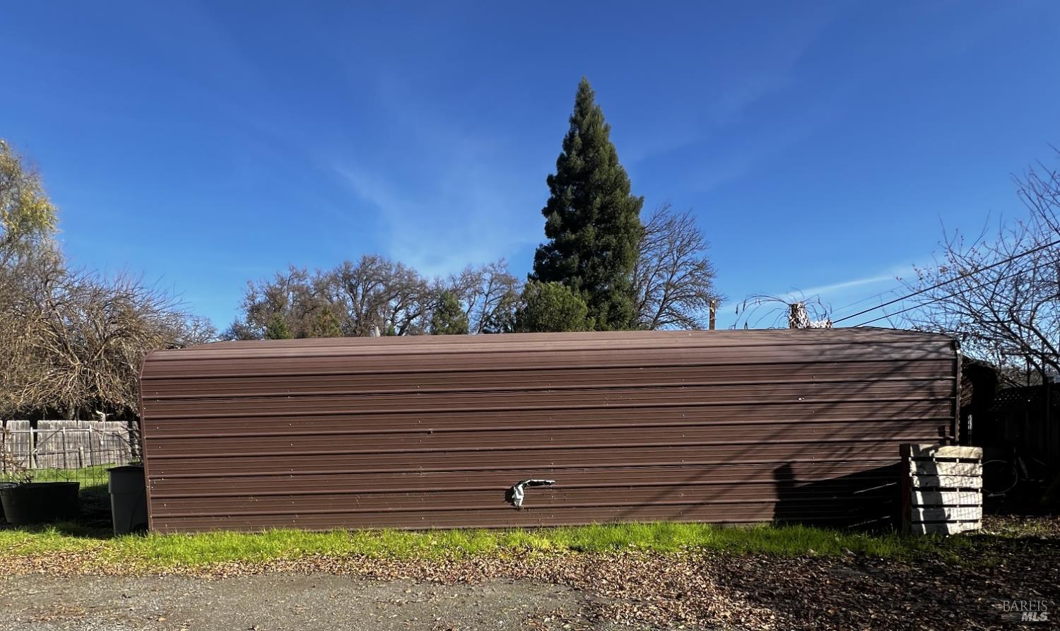 Detail Gallery Image 35 of 40 For 24140 East Ln, Covelo,  CA 95428 - 1 Beds | 1/1 Baths