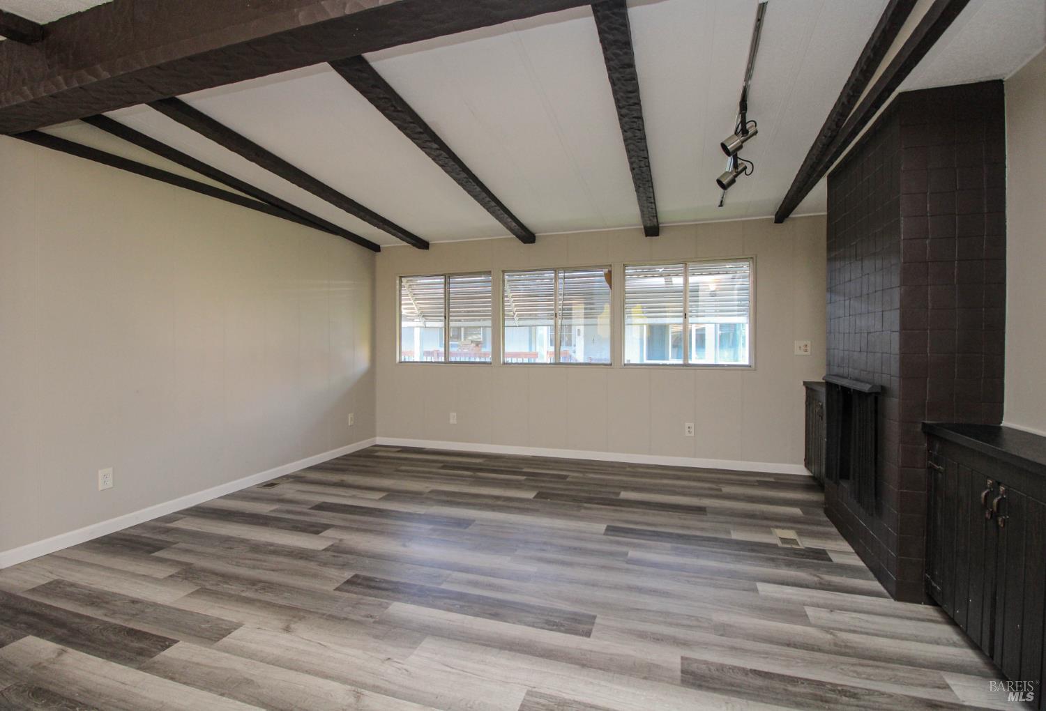 Detail Gallery Image 18 of 68 For 116 Kay Dr, Vallejo,  CA 94590 - 2 Beds | 2 Baths