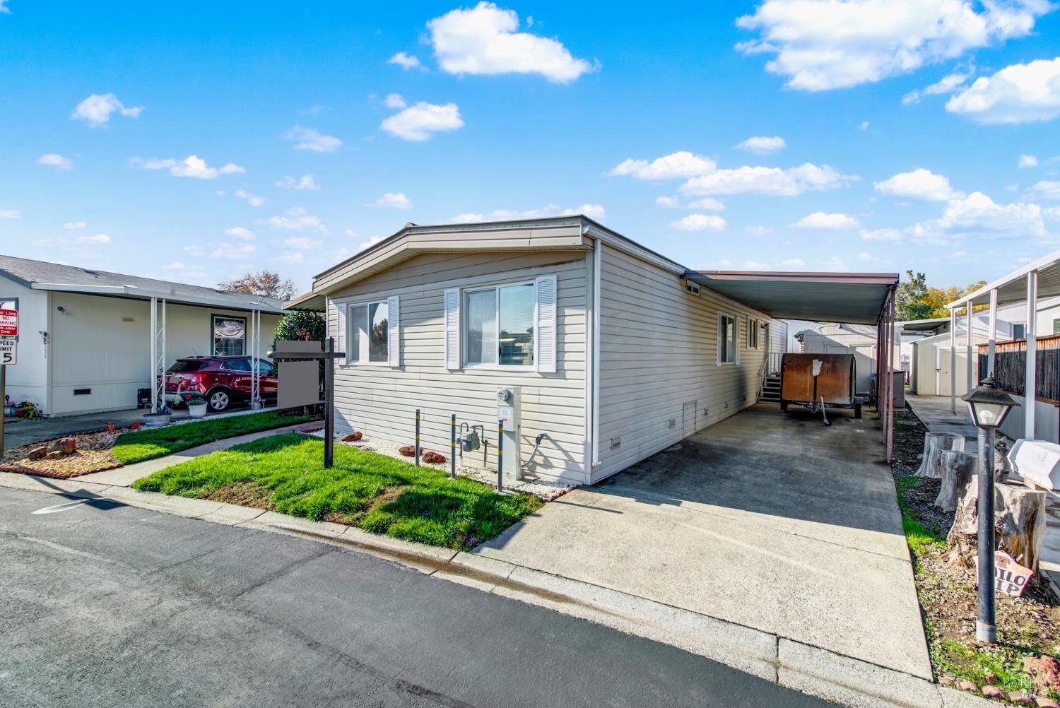 Detail Gallery Image 5 of 78 For 1597 Alamo Dr 175, Vacaville,  CA 95687 - 3 Beds | 2 Baths